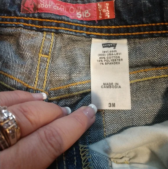 Vintage Levi's Super low 518 boot cut jeans - Picture 3 of 6